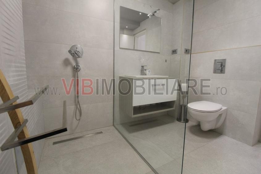 Apartament cu 3 camere decomandat, mobilat în Decebal