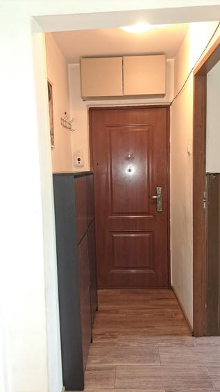 Apartament cu 2 camere semidecomandat în Brâncoveanu