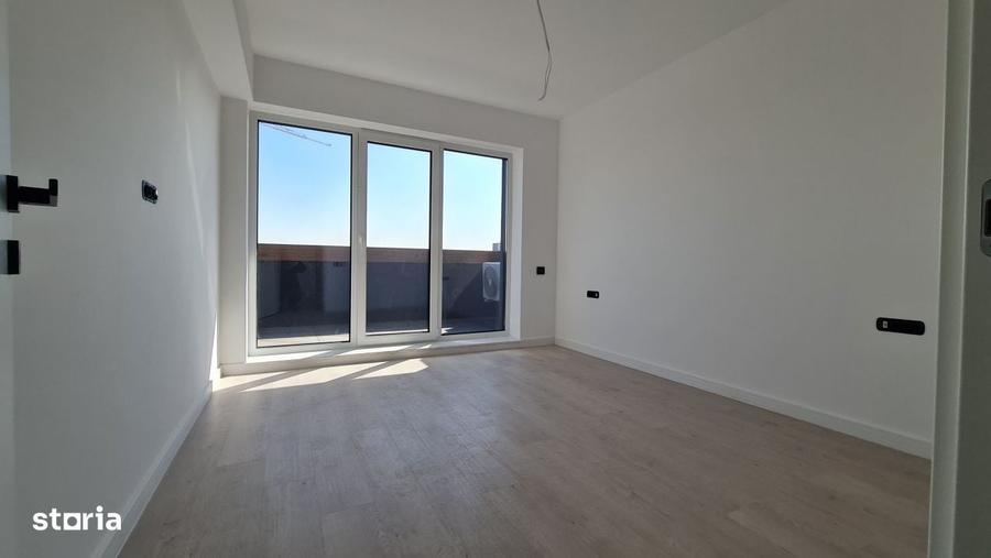 Apartament cu 2 camere decomandat în Titan