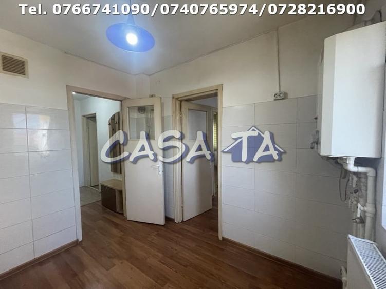 Apartament 3 Camere, Etaj 4, Strada Aleea Teilor - Zona 9 Mai - 10