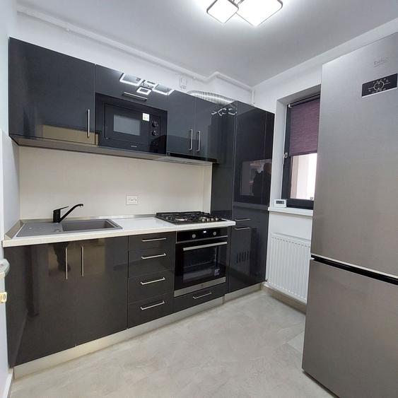 Garsoniera LUX, Hills Brauner, metrou 700m, et.3, centrala, 40mp - 8