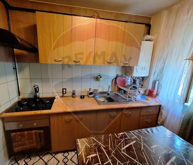 Apartament cu 3 camere Hunedoara, jud. Hunedoara - 5