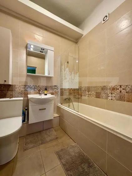 Apartament decomandat, cu 3 camere, 100 mp, 2 bai, Calea Mo?ilor - 7