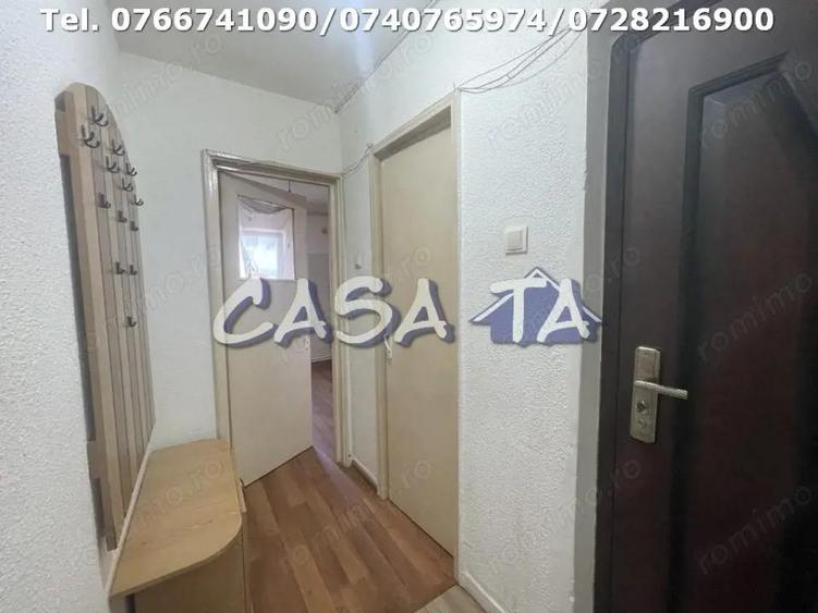Apartament 3 Camere, Etaj 4, Strada Aleea Teilor - Zona 9 Mai - 6