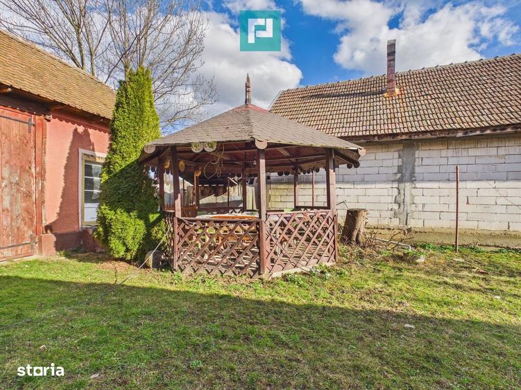 Casa cu 5 camere in zona pitoreasca la Araneag - 6