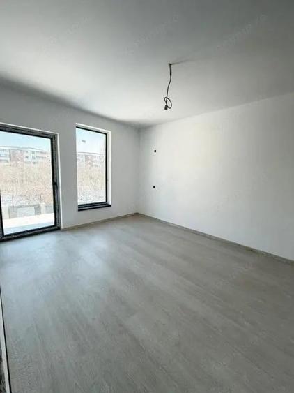 Casa/Vila Bragadiru-Prelungirea Ghencea 6 camere/id nr 8 - 9