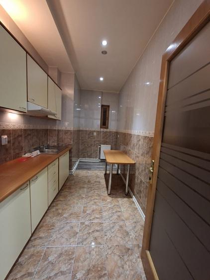 Spatiu centra Mircea cel Batran - 3