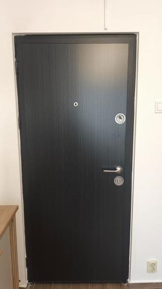 12 RATE Camera de camin complet renovata - 3