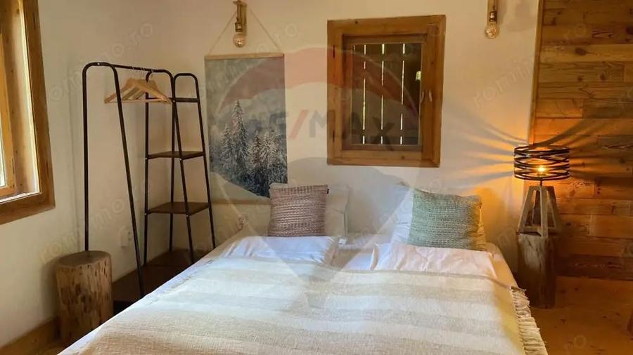 Casa de vacan?a deosebita cu ciubar si sauna - natura si relaxare - 9