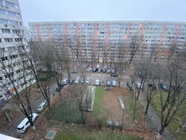 Apartament 3 camere Vis-A-Vis Pac I.O.R - 8