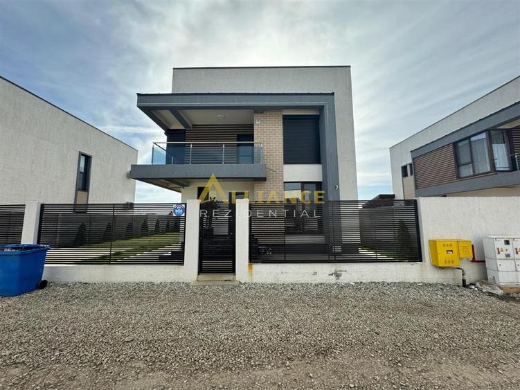 Casa individuala - 150 mp utili - 5 camere - 3 bai - 2