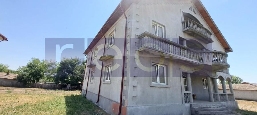 VANZARE VILA DIN BCA + TEREN 1.400 MP | STRADA PRINCIPALA | CRANGU, TELEORMAN - 2