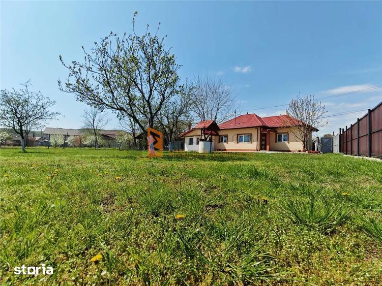 Casa tip parter zona Candesti - 12