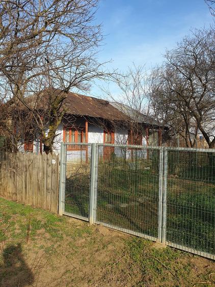 Casa si teren generos in Ungureni, Prahova - 2