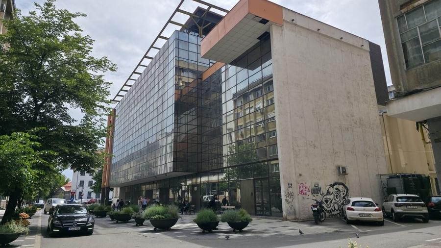 Spatiu comercial/cladire birouri in centrul Timisoarei - 3