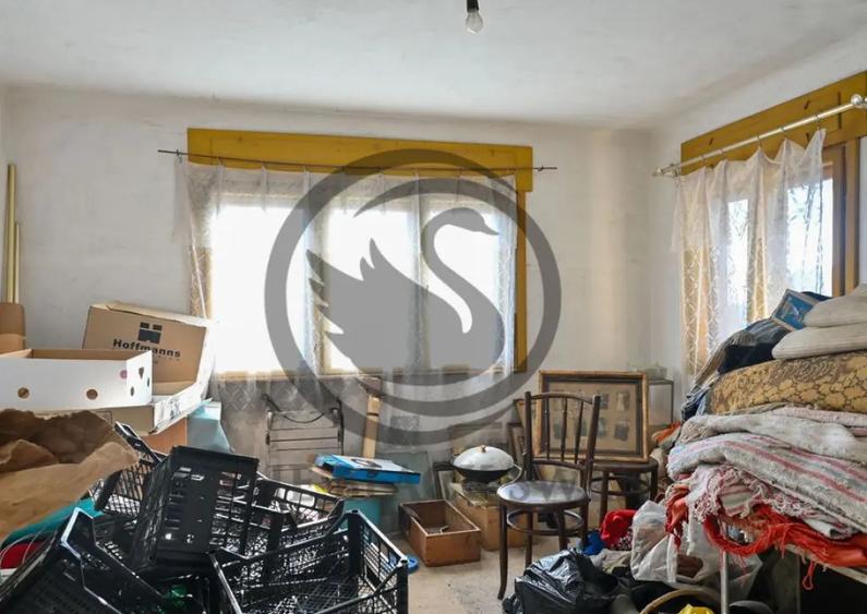 Casa cu 6 camere de vanzare | Zona Ultracentrala, Baicoi ... - 3
