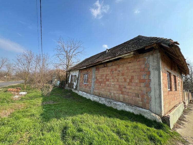 Casă de vânzare la Percosova (Gătaia)  - 3