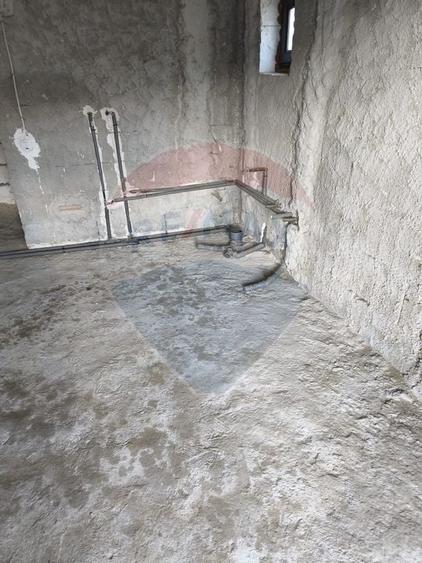 Casă / Vilă cu 5 camere de vânzare în zona Poiana Tapului - 14