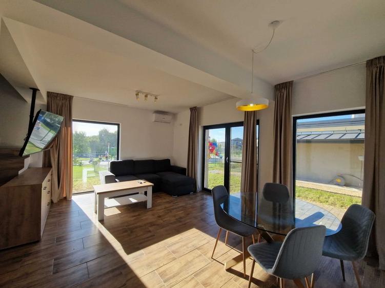 Vila superba situata langa lac si parc | Tunari - 1