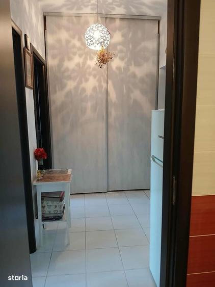 Total decomandat,etj 2/3,lift,vede din casa PadureaRo?u,mobilat,utilat - 10