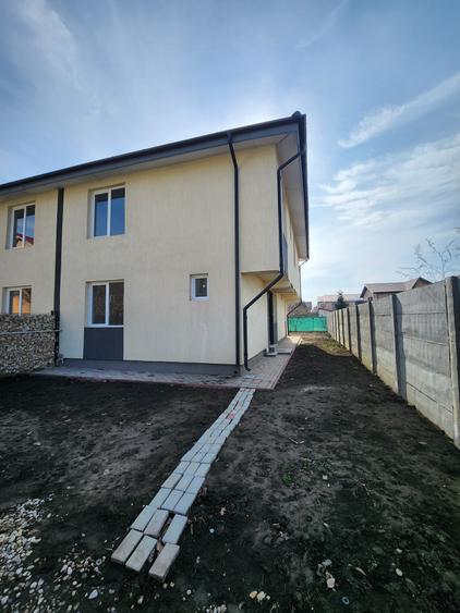 Duplex LA CHEIE! 4 camere, teren 260 mp! - 1