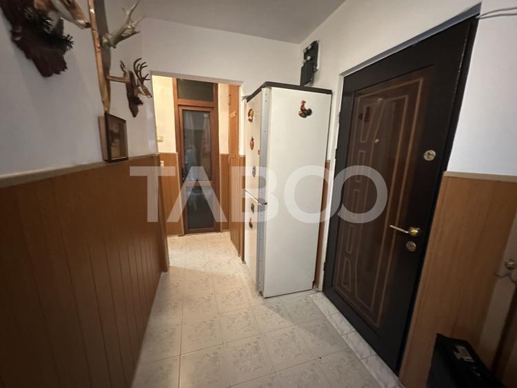Apartament 2 camere etaj 3 complet mobilat si utilat Zona Plopului - 11