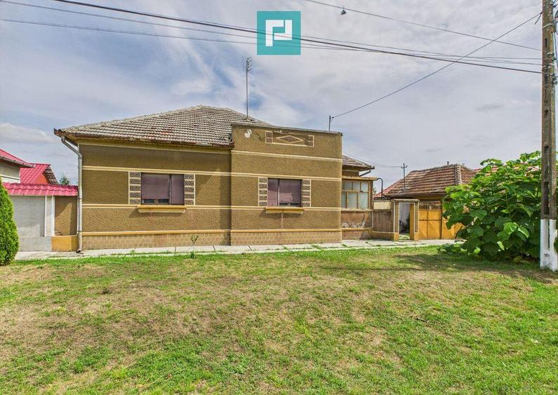 Casa cu teren de 2171 mp, zona centrala ?imand - 6