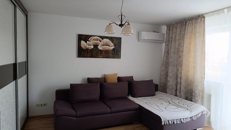 Garsonieră decomandată în Vitan