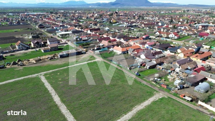 Teren de 447 mp in Halchiu - utilitati - Comision 0% - 1