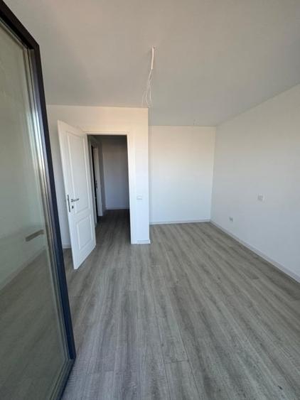 2 Camere Decomandat 61mp Etaj Intermediar Bloc Nou Poitiers Towers - 1