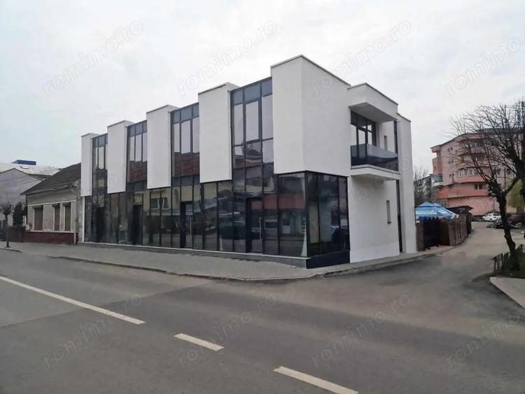 De inchiriat spatiu comercial cu expunere la artera circulata, Dealul Florilor - 4