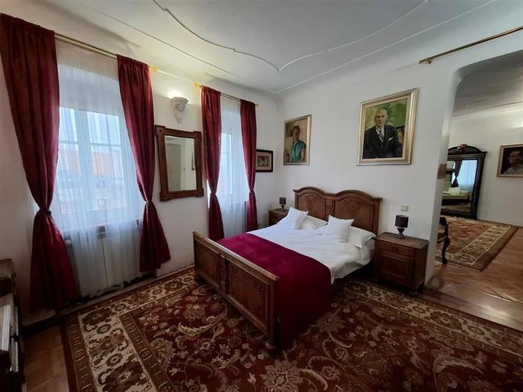 Apartament 3 camere ultracentral - 1