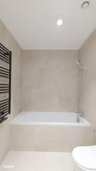 Apartament cu 3 camere în Tei