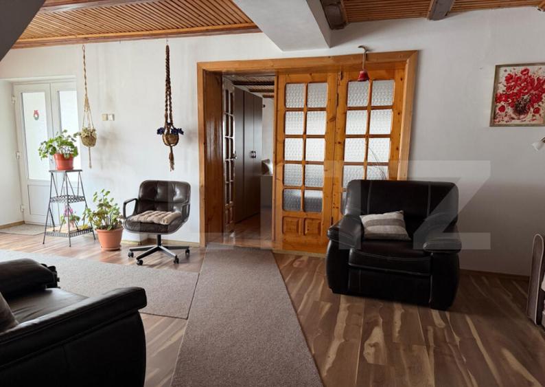 Casa de vanzare cu teren generos la doar 15 minute de - 33