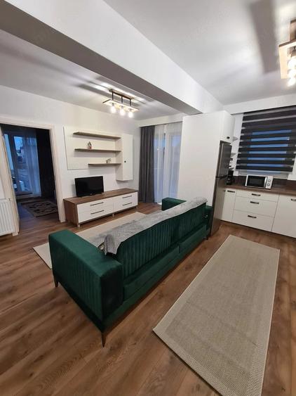Apartament cu 2 camere decomandat în Florești