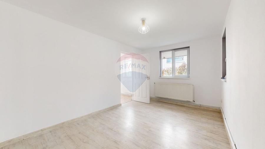 Inchiriere imobil Brasov, zona centrala, strada Aurel Vlaicu, curte - 25