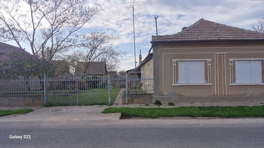Casa de vanzare in Tiream - 1