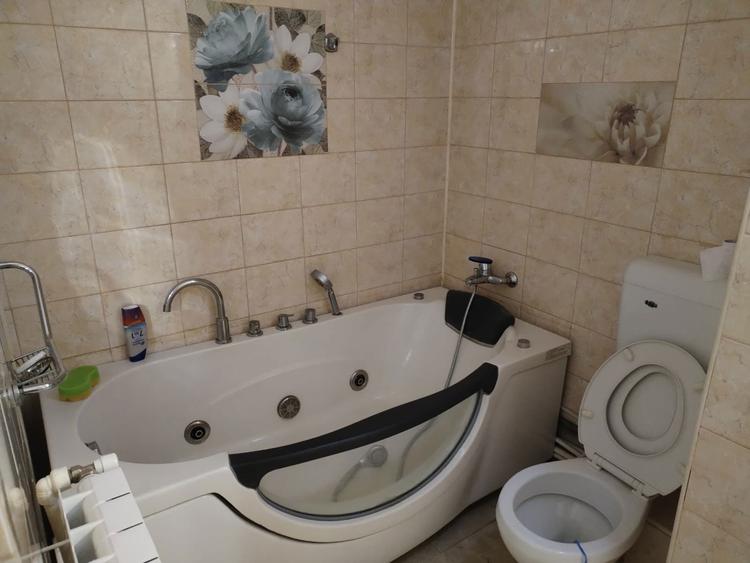 Ofer spre inchiriere casa spatioasa curticica proprie, terasa, garaj i - 6