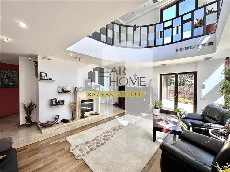 Proprietate impresionanta cu piscina interioara, zona centrala, Ploies - 6