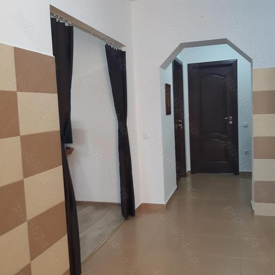 Proprietar vand apartament 2 camere, Flore?ti 50,21mp Et 3 Str Porii Parcare 95000 euro negociabil - 2