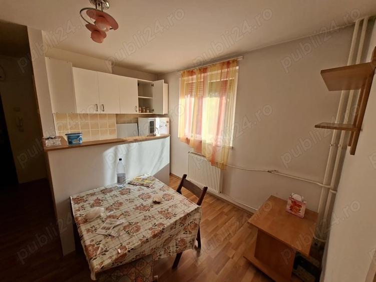 Inchiriez apartament cu 1 camera zona rogerius - 4