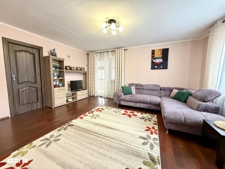 Vila P + M, 2009, teren 1000 mp, mobilata, Siretu - Saucesti - 2