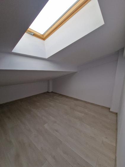 Apartament inchiriere 3 camere 350Euro  Cug Valea Adanca, complex Nicole Residen - 11