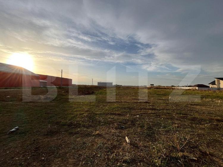 Hale noi pe parter sau P + 1, 1.755 mp utili, teren 4.000 mp, zona Ghercesti - 4