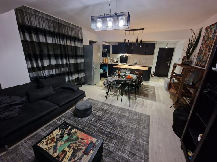 Trei camere cu curte in proprietate. - 2