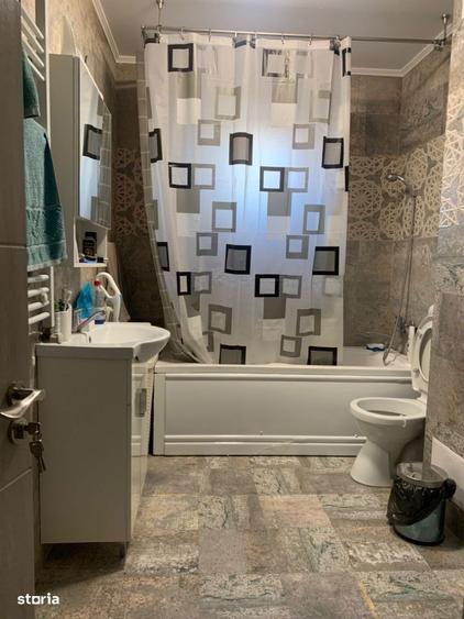 Valul Traian- Casa P+M,5cam 2bai 400 mp gaz pret.160.000 euro - 14