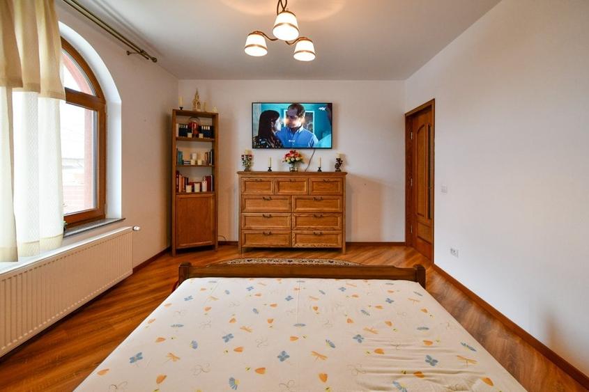 Vila independenta energetic cu teren 427mp pe colt COMISION 0% - 16