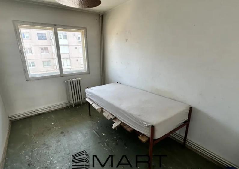 Apartament 4 camere decomandate Vasile Aaron - 6