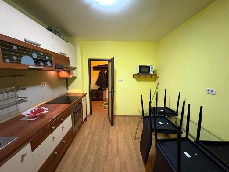 De inchiriat ap 3 camere decom zona gara-termen lung;bloc 1990;3parcari gratuite - 10