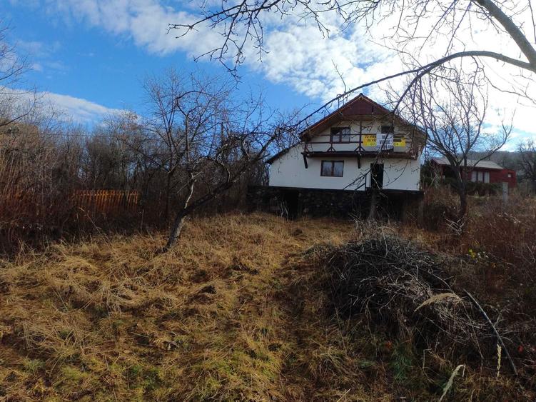 Casa de vanzare in Sibiel Zona turistica Teren plat Toate utilitatile - 2